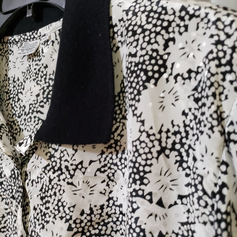 Shell Blouses (two) - Picture 9 of 10